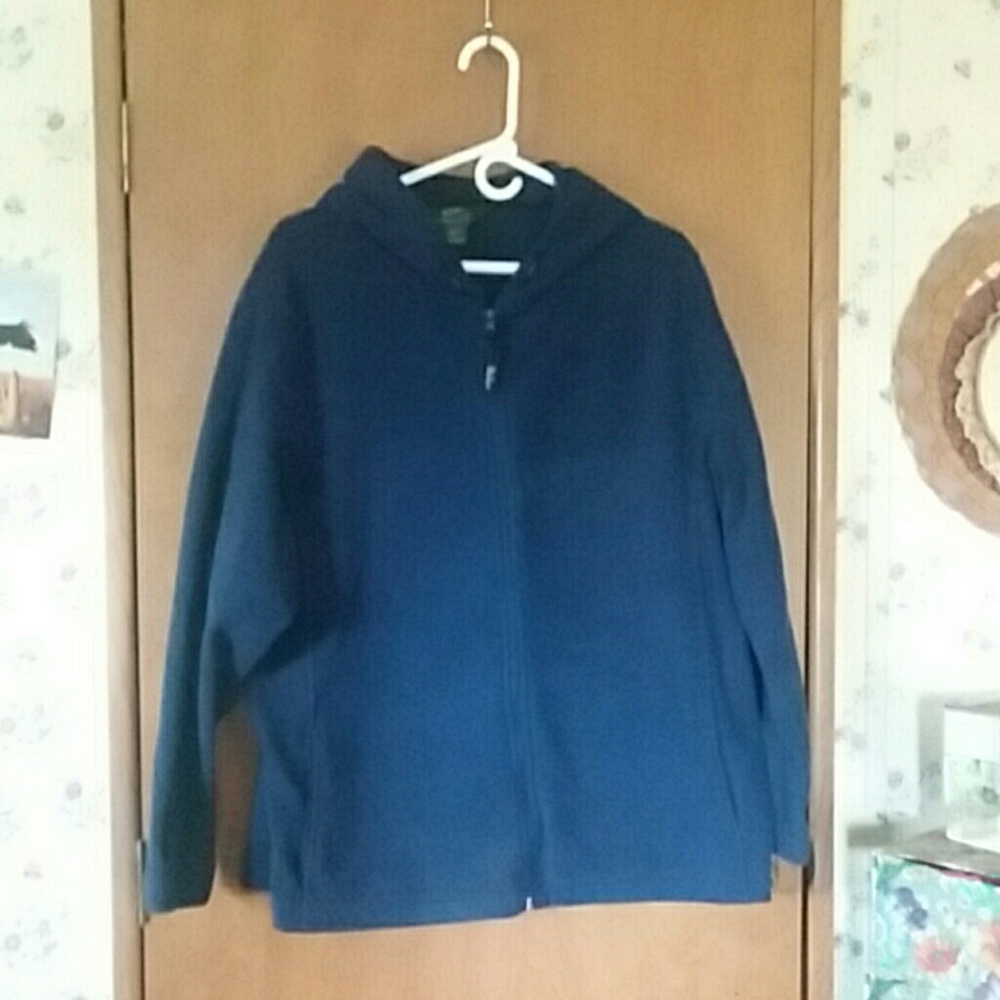 A Woolrich hooded fleece jacket